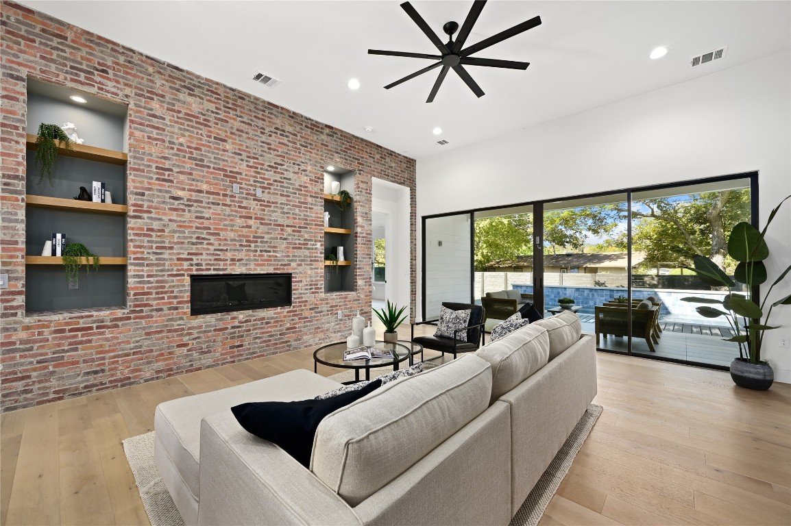 3004 Ray Wood Drive , Austin, TX, 78704 | 5531207 | Realty Texas LLC