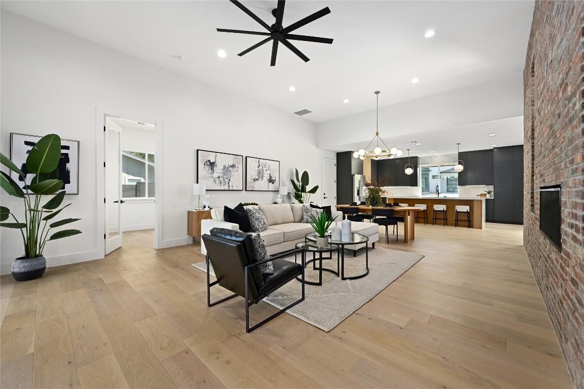 3004 Ray Wood Drive , Austin, TX, 78704 | 5531207 | Realty Texas LLC