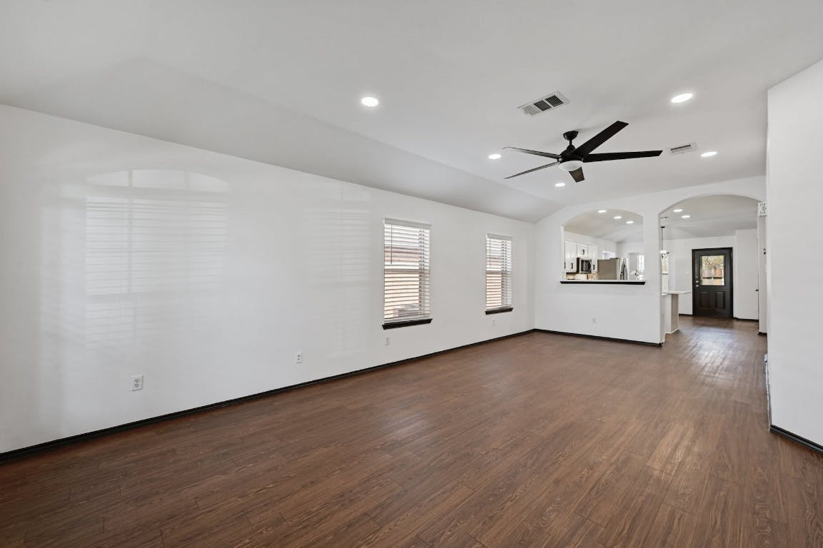 2125 Boyds Way , Austin, TX, 78748 | 9548048 | Realty Texas LLC