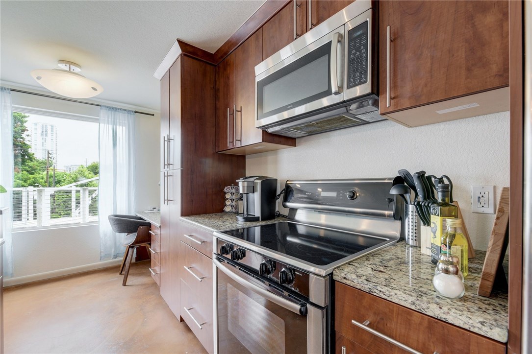 41 Waller Street 305 , Austin, TX, 78702 | 4046207 | Realty Texas LLC