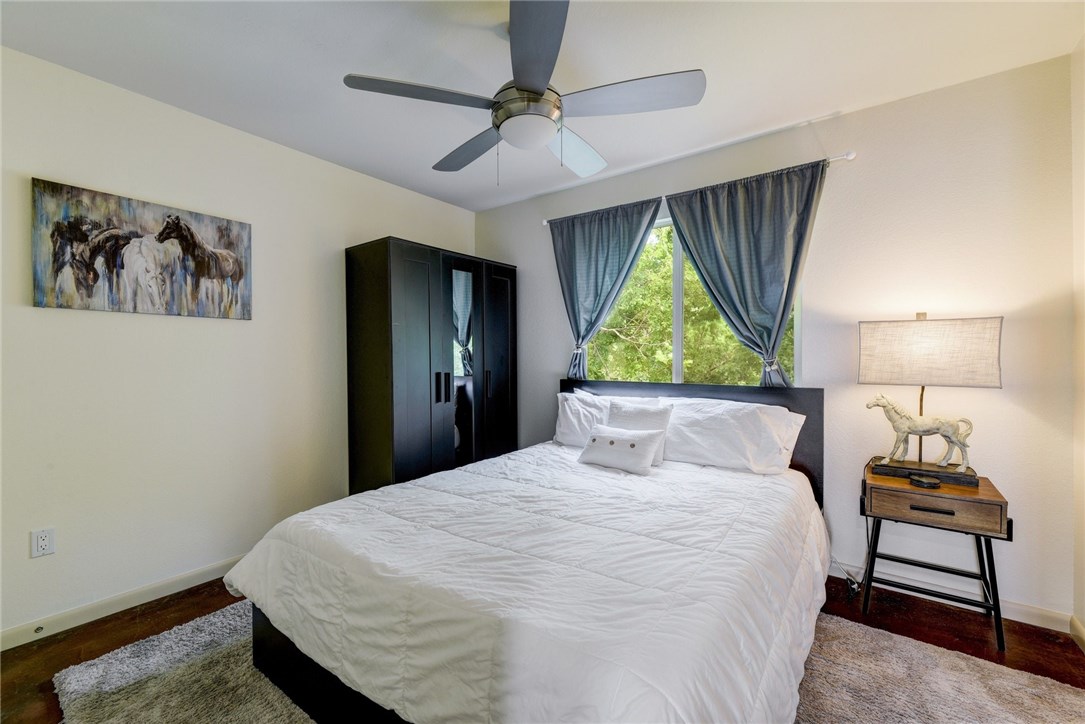 41 Waller Street 305 , Austin, TX, 78702 | 4046207 | Realty Texas LLC