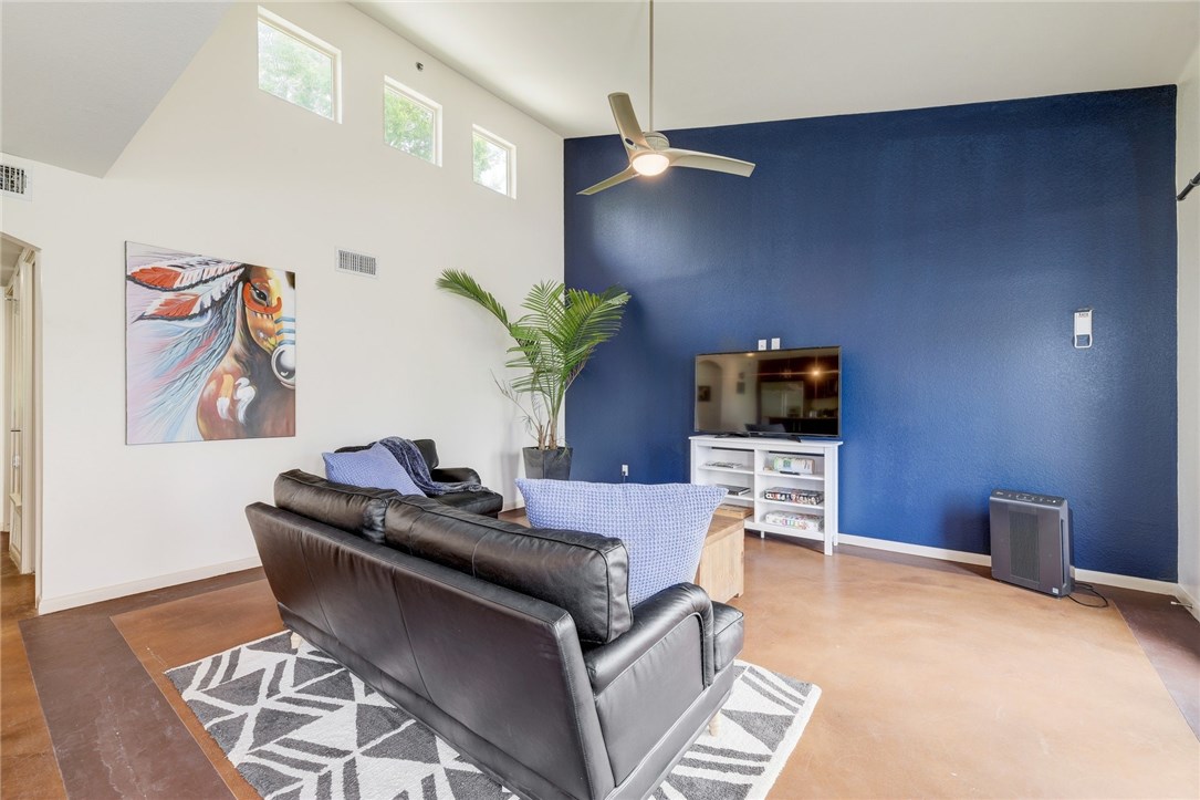 41 Waller Street 305 , Austin, TX, 78702 | 4046207 | Realty Texas LLC