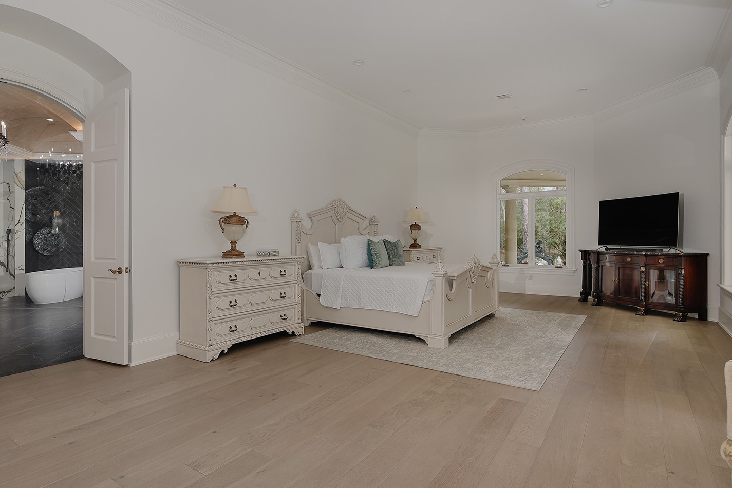 88 W Grand Regency Circle , The Woodlands, TX, 77382 | 85369772 | Realty Texas LLC