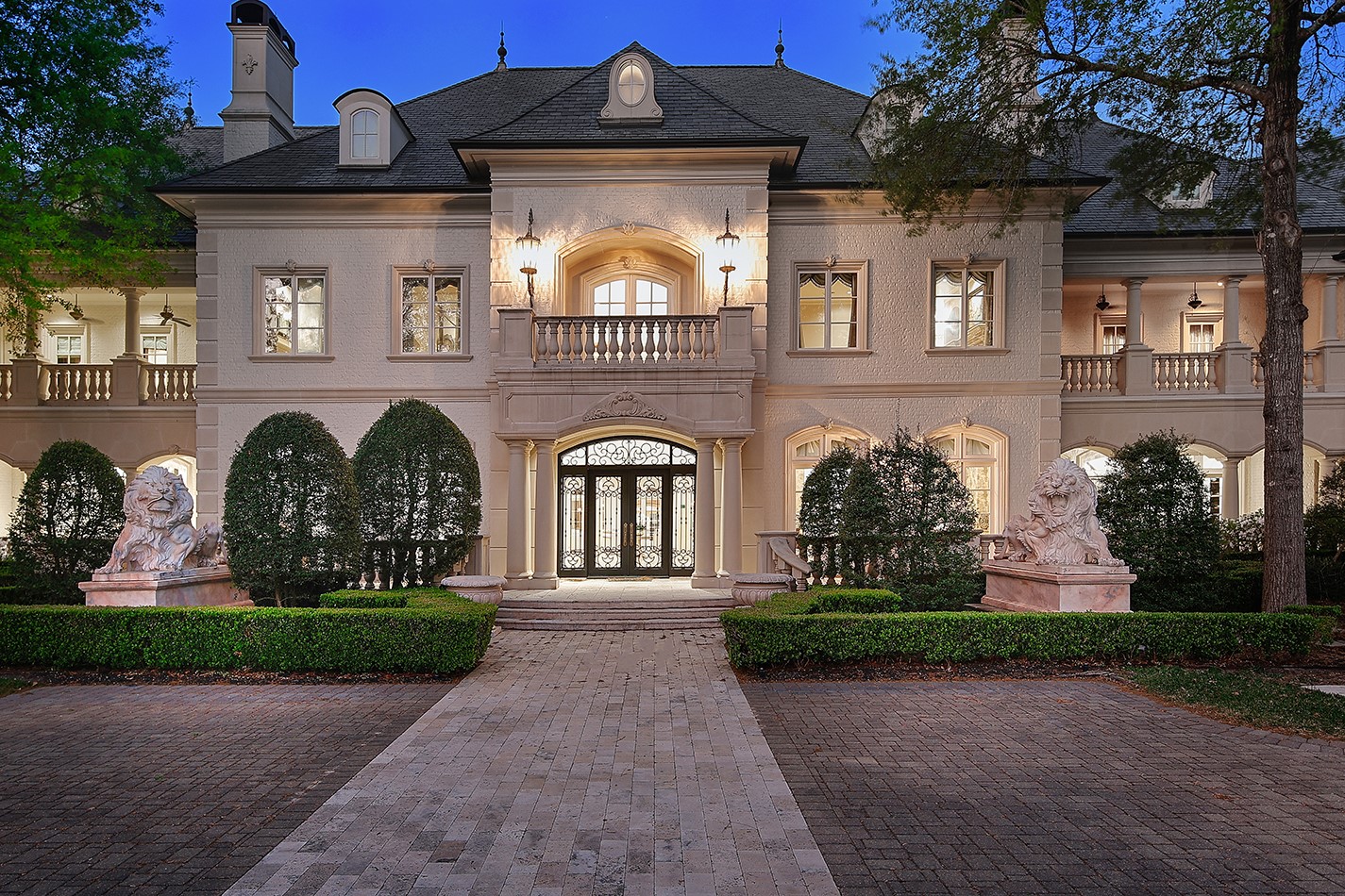 88 W Grand Regency Circle , The Woodlands, TX, 77382 | 85369772 | Realty Texas LLC