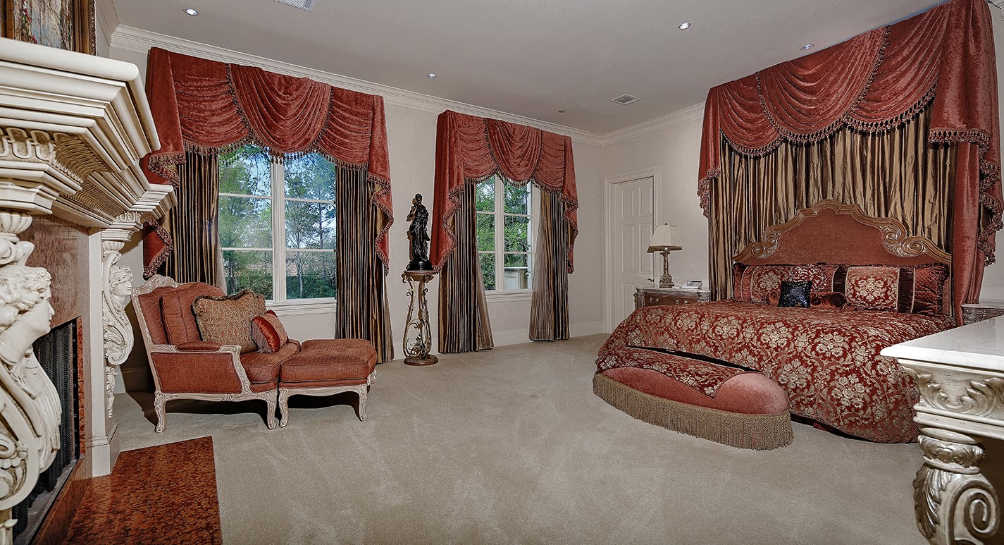 88 W Grand Regency Circle , The Woodlands, TX, 77382 | 85369772 | Realty Texas LLC