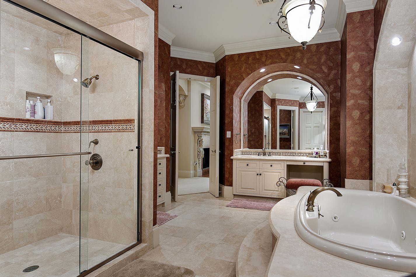 88 W Grand Regency Circle , The Woodlands, TX, 77382 | 85369772 | Realty Texas LLC