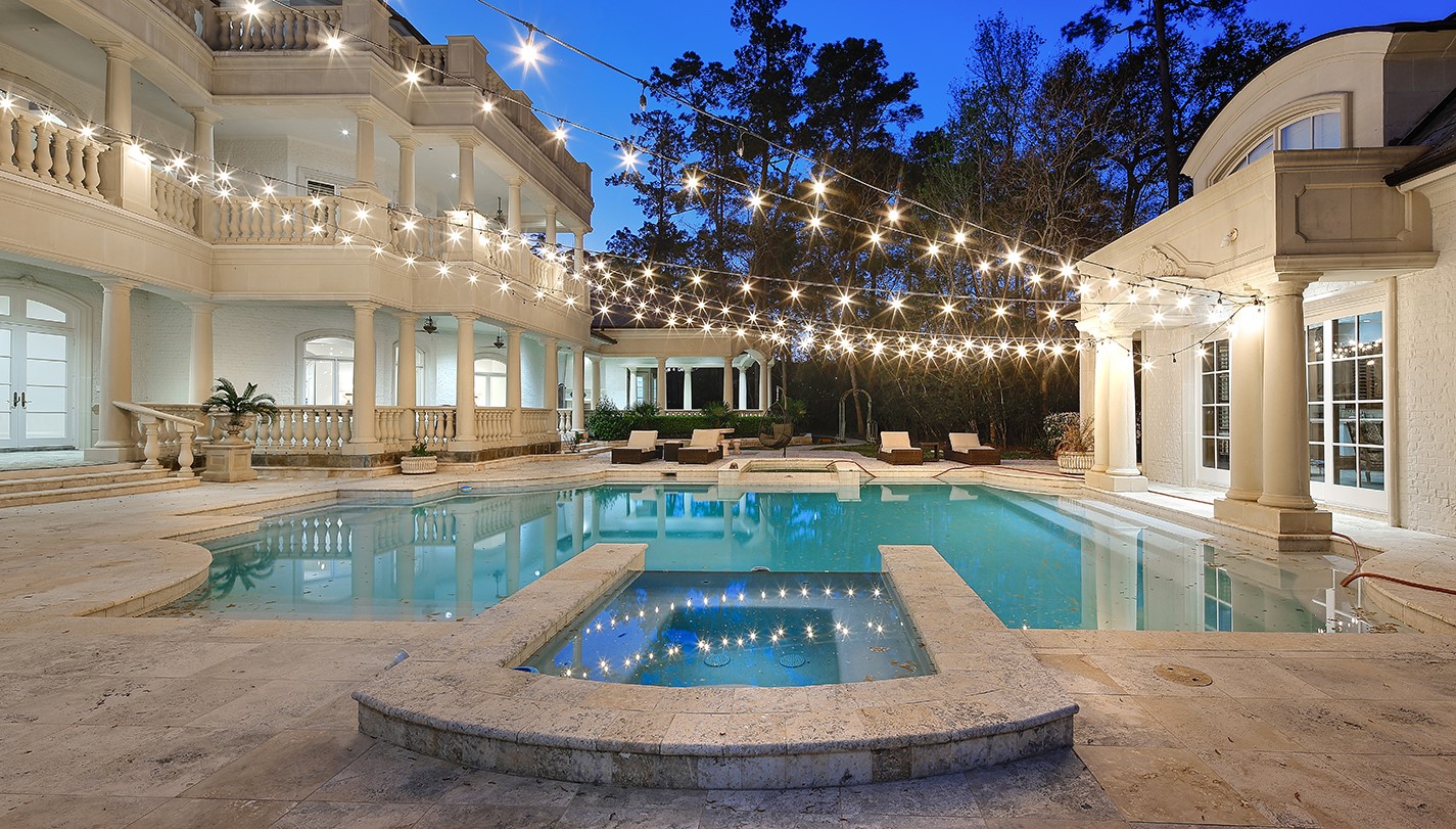 88 W Grand Regency Circle , The Woodlands, TX, 77382 | 85369772 | Realty Texas LLC