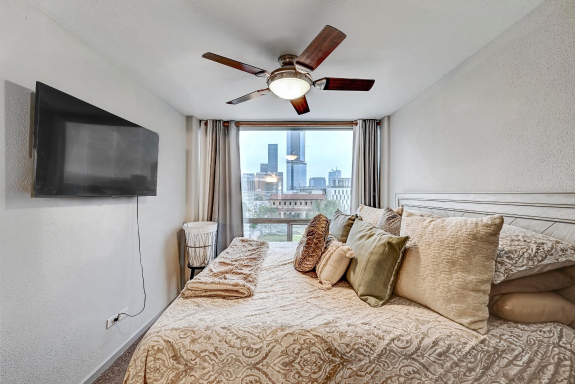 1212 Guadalupe Street 801 , Austin, TX, 78701 | 9145896 | Realty Texas LLC