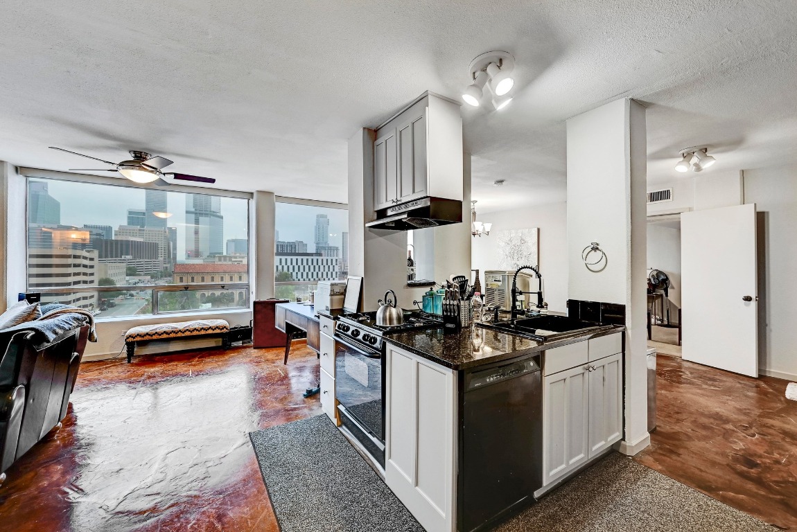 1212 Guadalupe Street 801 , Austin, TX, 78701 | 9145896 | Realty Texas LLC