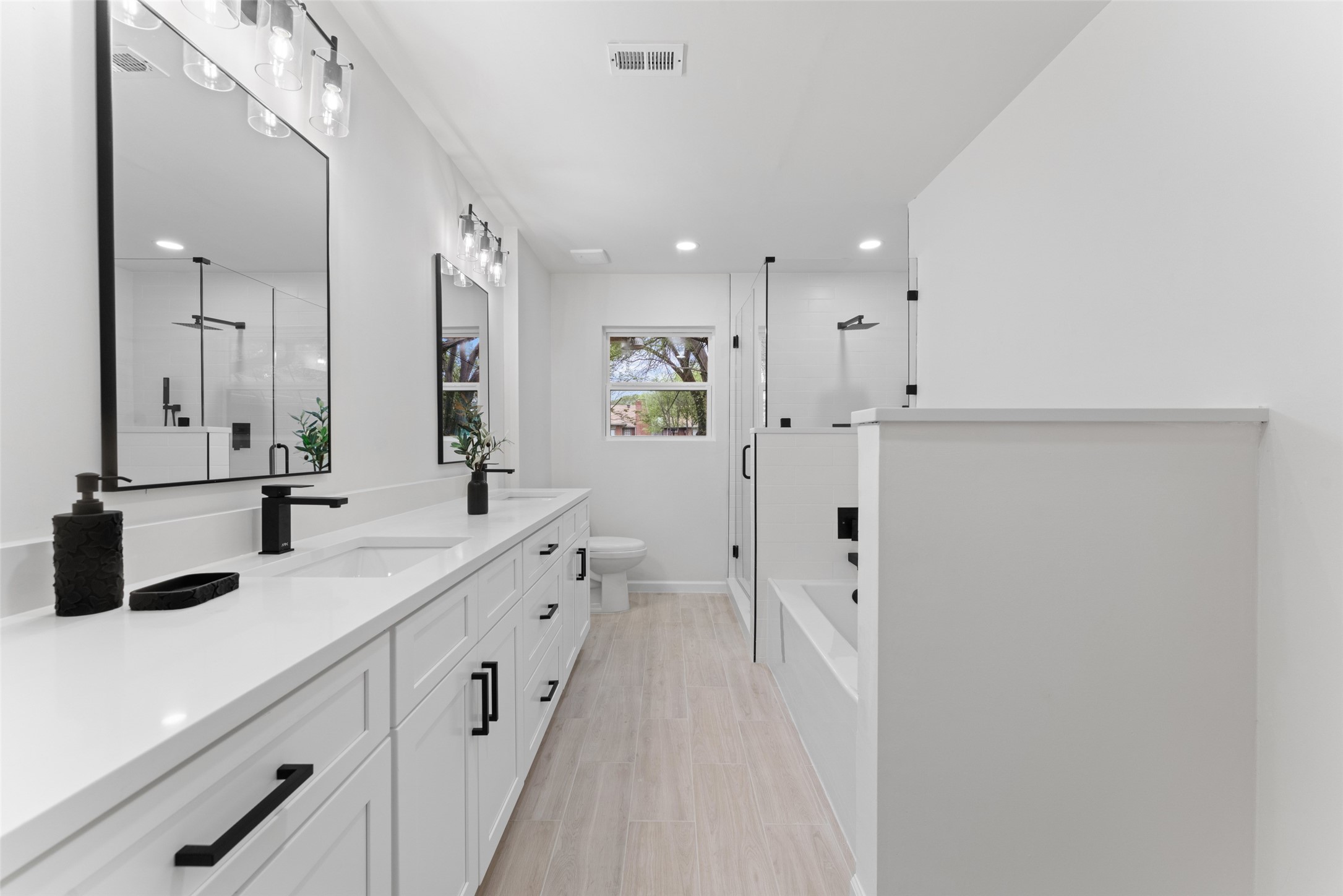 729 Town Creek Drive , Dallas, TX, 75232 | 20893258 | Realty Texas LLC