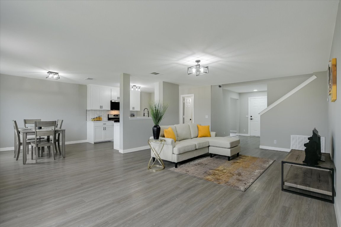 317 Mitchell Drive , Hutto, TX, 78634 | 7552396 | Realty Texas LLC