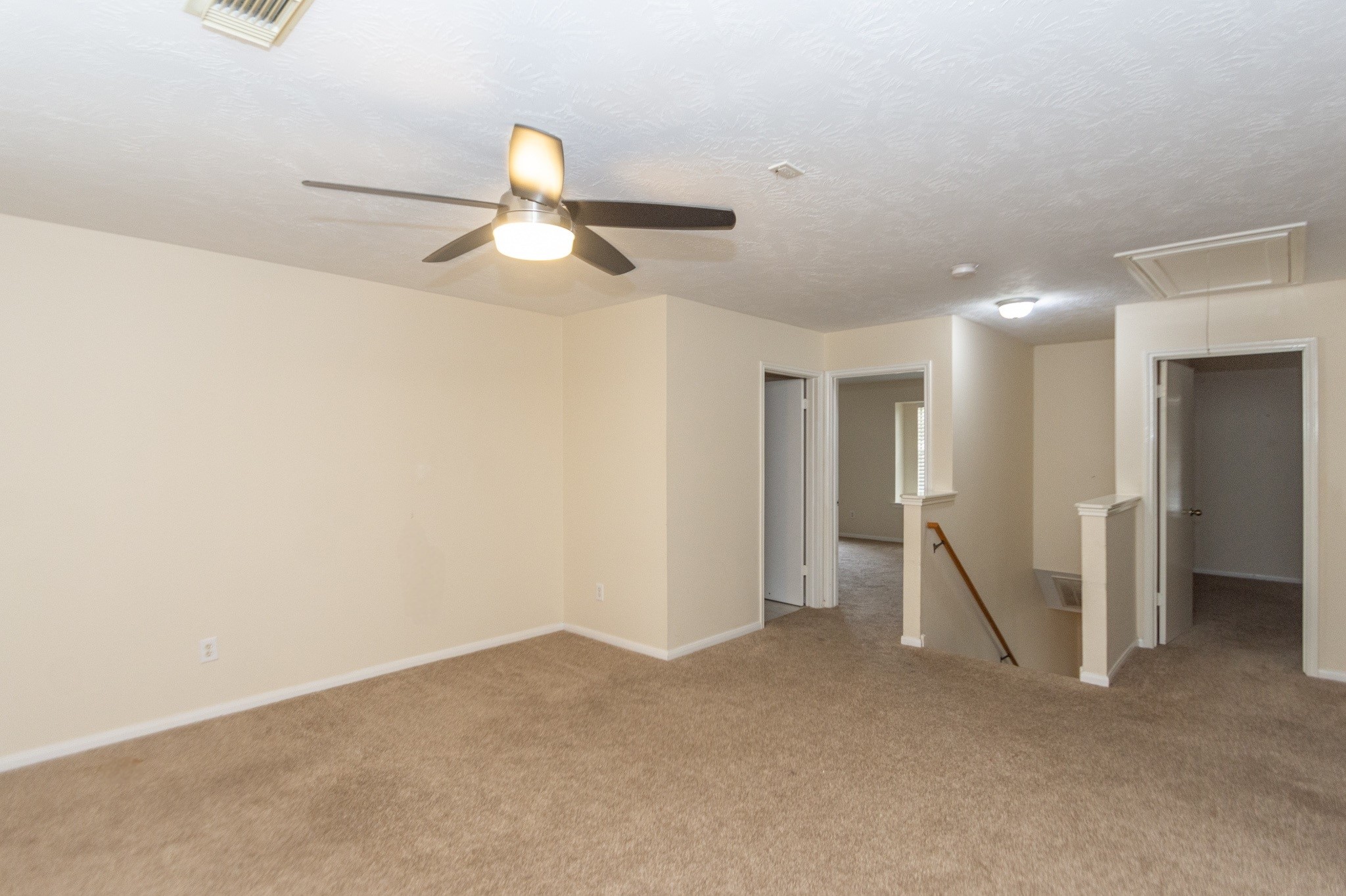 1710 Oak Valley Drive , Kemah, TX, 77565 | 35880360 | Realty Texas LLC