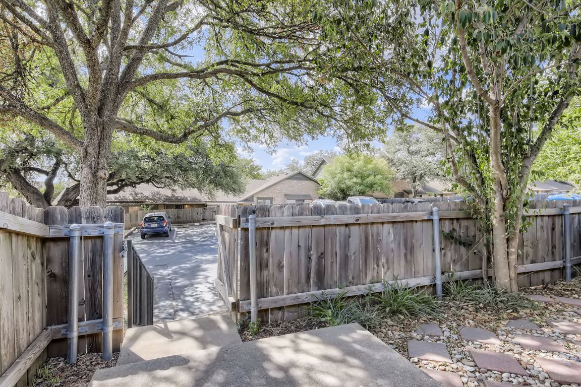 1015 E Yager Lane 141 , Austin, TX, 78753 | 4179444 | Realty Texas LLC