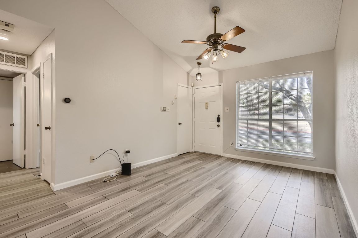 1015 E Yager Lane 141 , Austin, TX, 78753 | 4179444 | Realty Texas LLC
