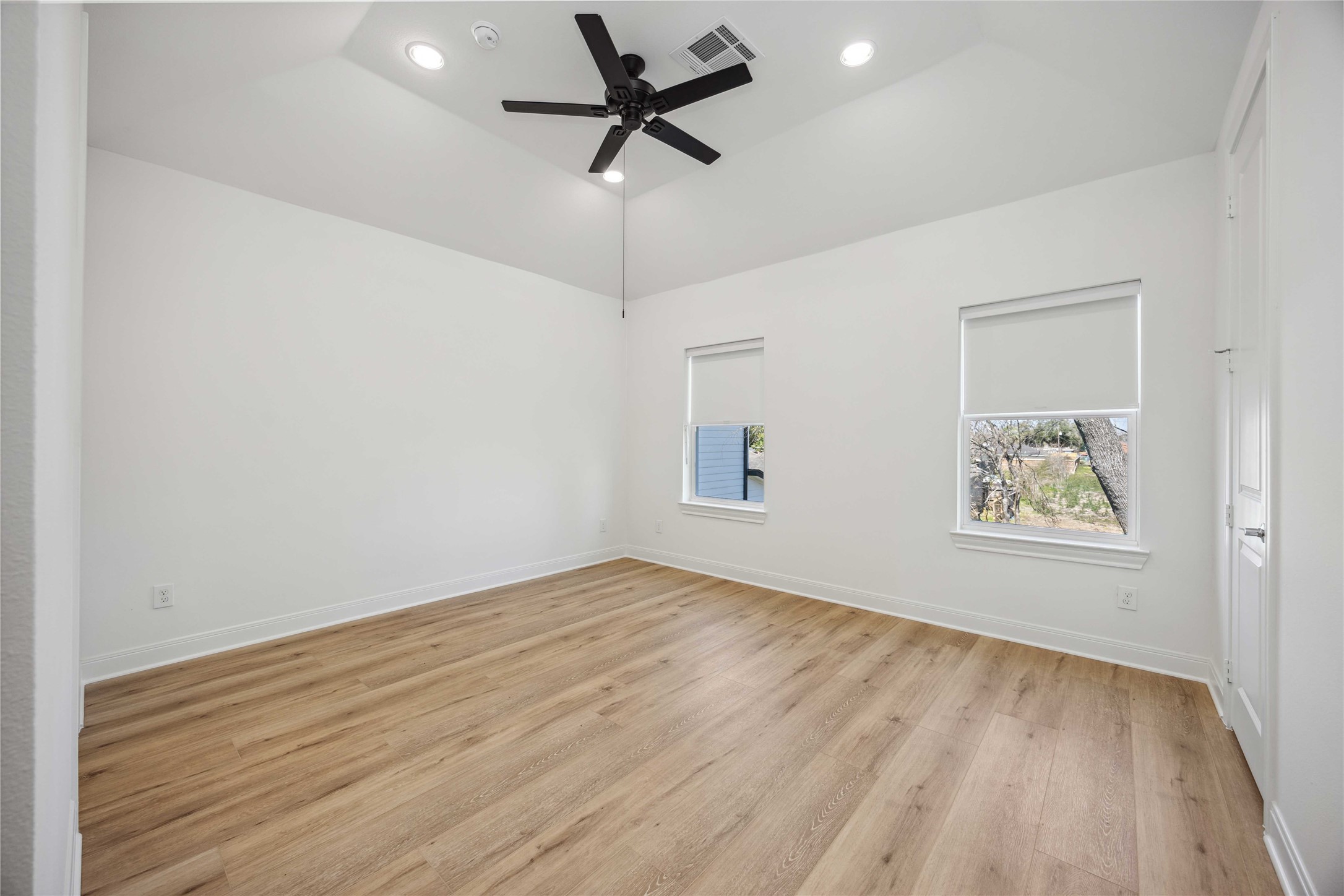 5111 Briscoe Street A , Houston, TX, 77033 | 96304671 | Realty Texas LLC