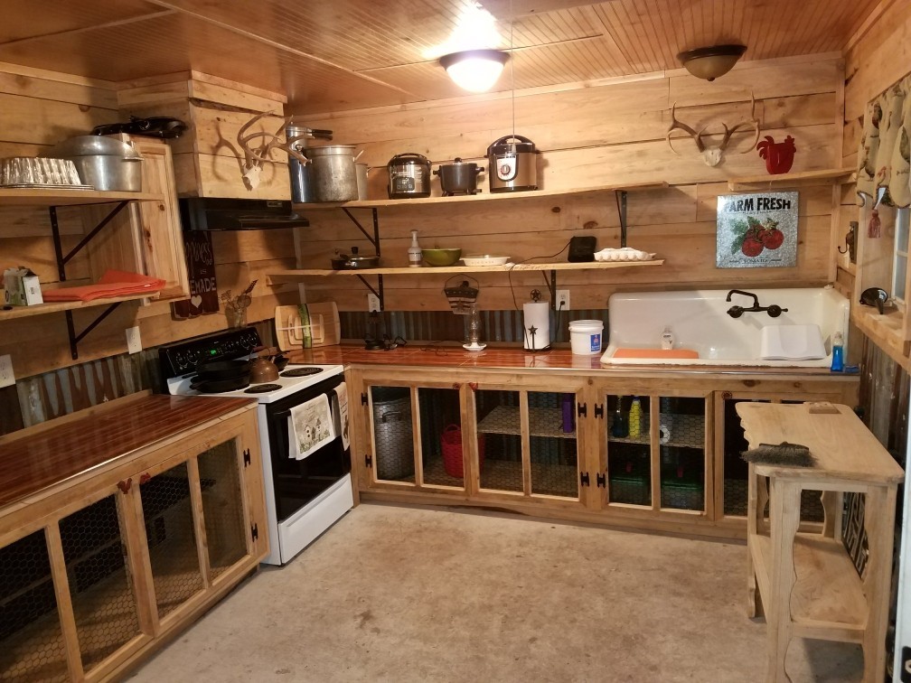 52 Sandy Creek Drive , Van Vleck, TX, 77482 | 17619392 | Realty Texas LLC