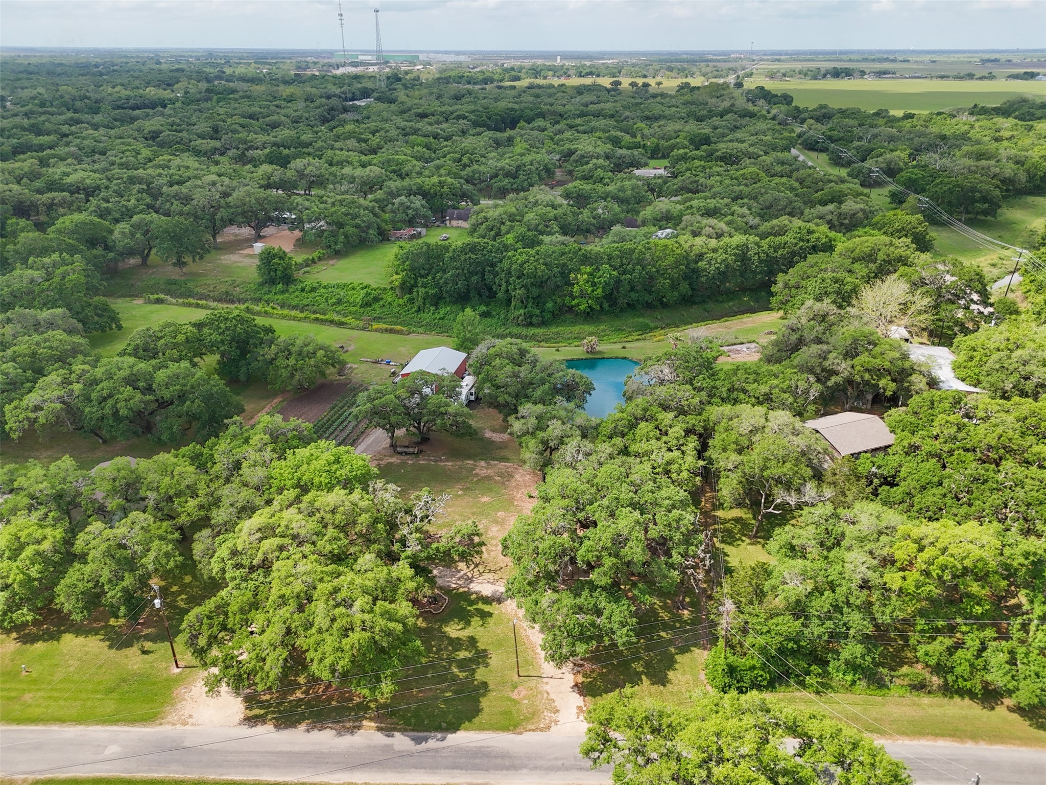 52 Sandy Creek Drive , Van Vleck, TX, 77482 | 17619392 | Realty Texas LLC
