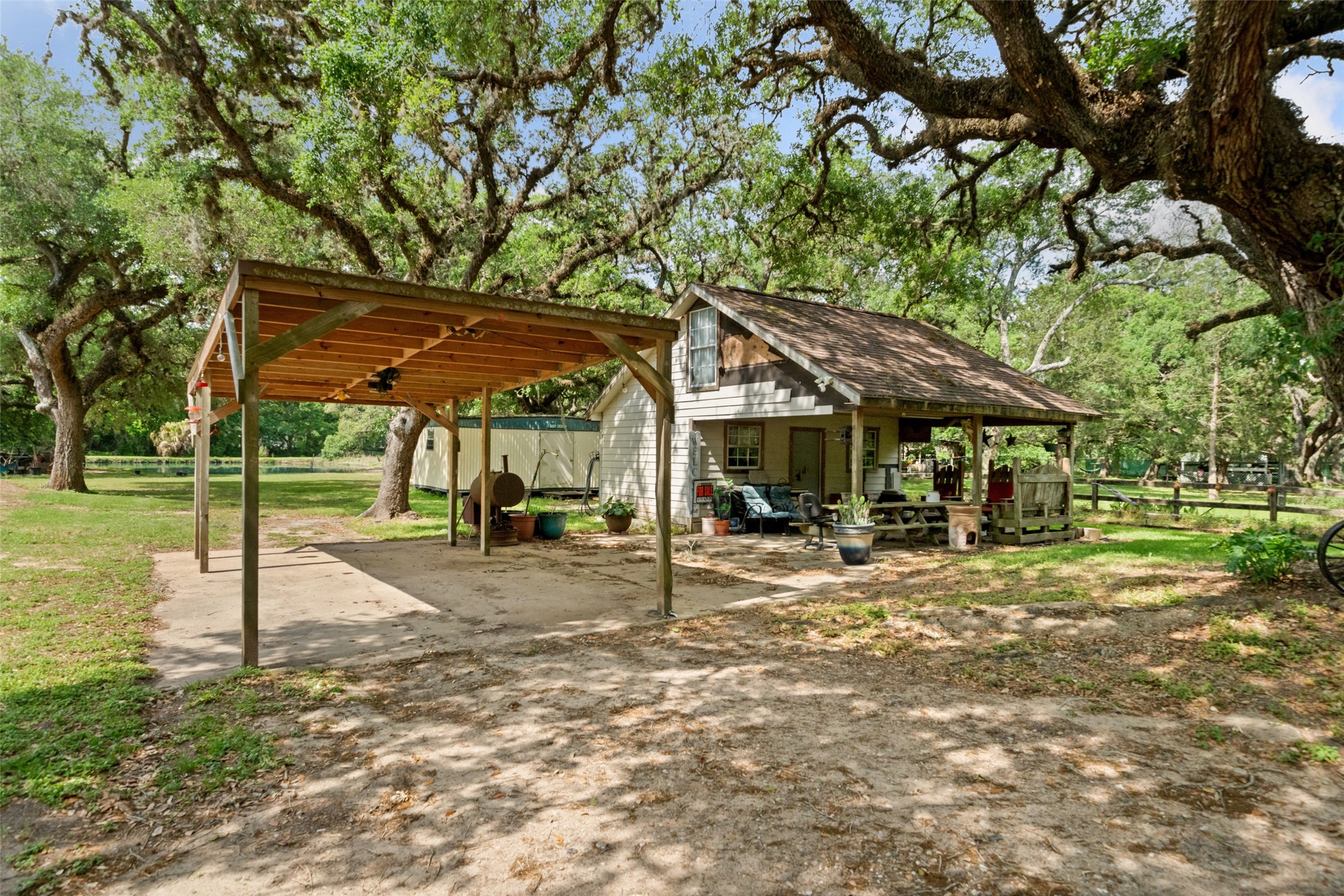 52 Sandy Creek Drive , Van Vleck, TX, 77482 | 17619392 | Realty Texas LLC