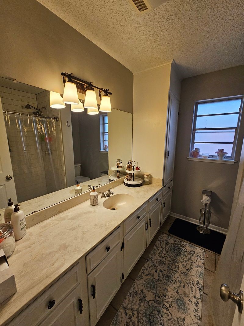 904 S 22nd Street, Nederland, TX, 77627 | 80123684 | Realty Texas LLC