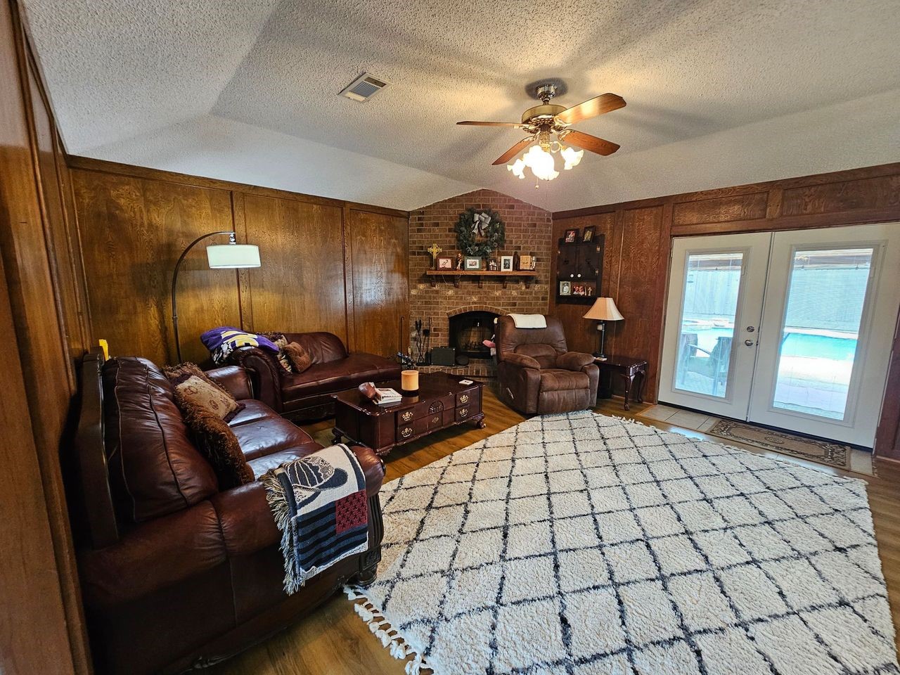 904 S 22nd Street, Nederland, TX, 77627 | 80123684 | Realty Texas LLC