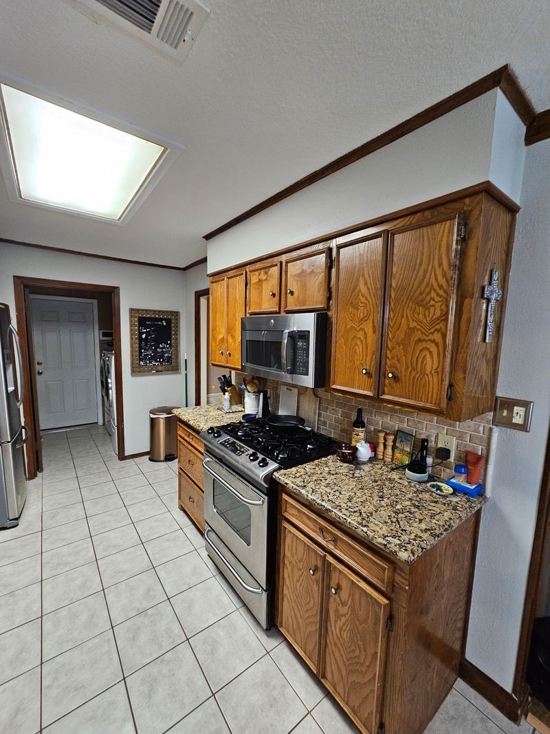 904 S 22nd Street, Nederland, TX, 77627 | 80123684 | Realty Texas LLC