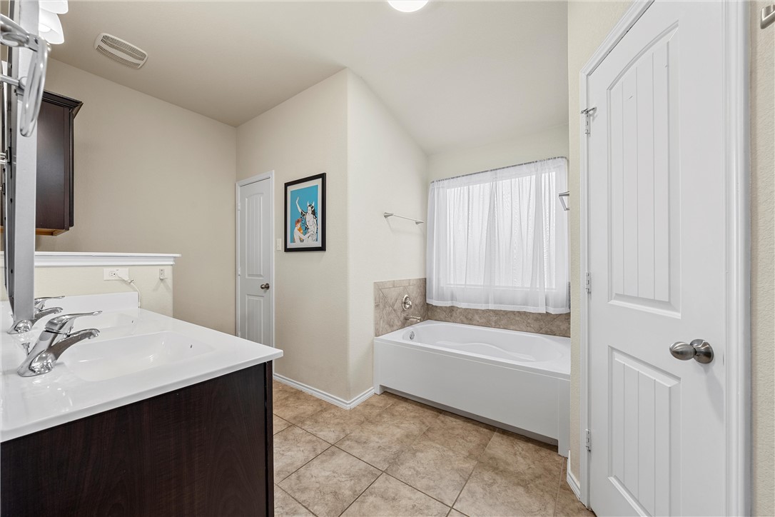 11220 Haviture Way , Waco, TX, 76708 | 229008 | Realty Texas LLC