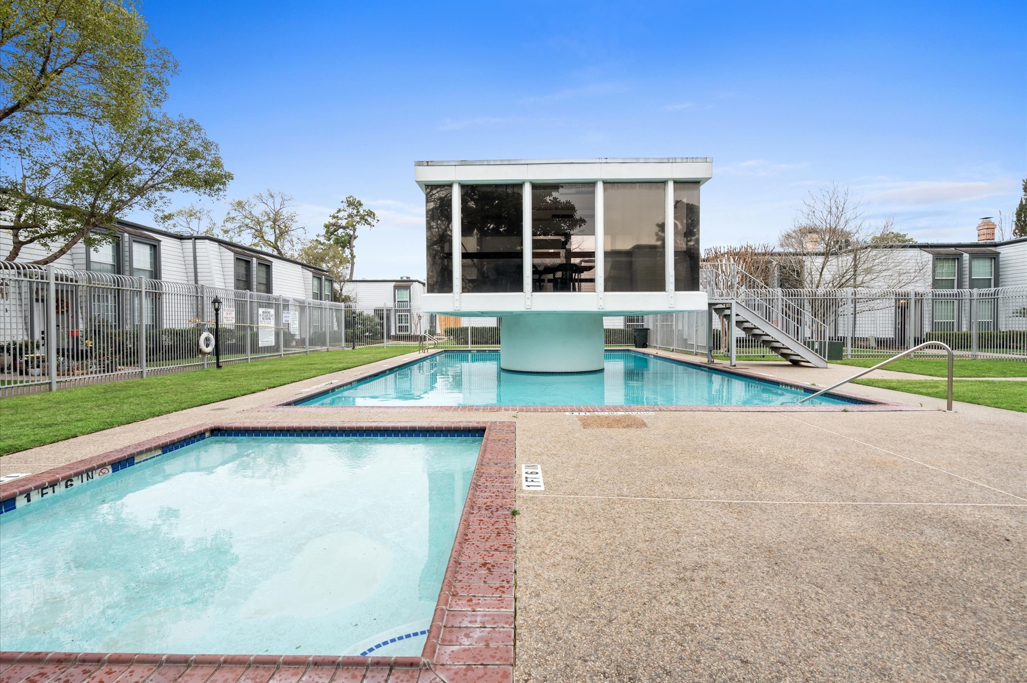 10169 Beekman Place Drive , Houston, TX, 77043 | 52481674 | Realty Texas LLC