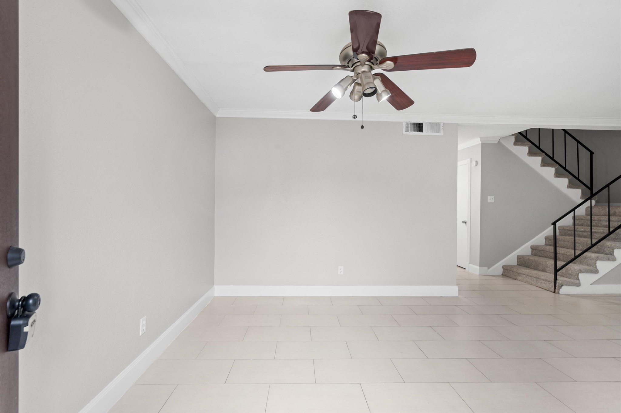 10169 Beekman Place Drive , Houston, TX, 77043 | 52481674 | Realty Texas LLC