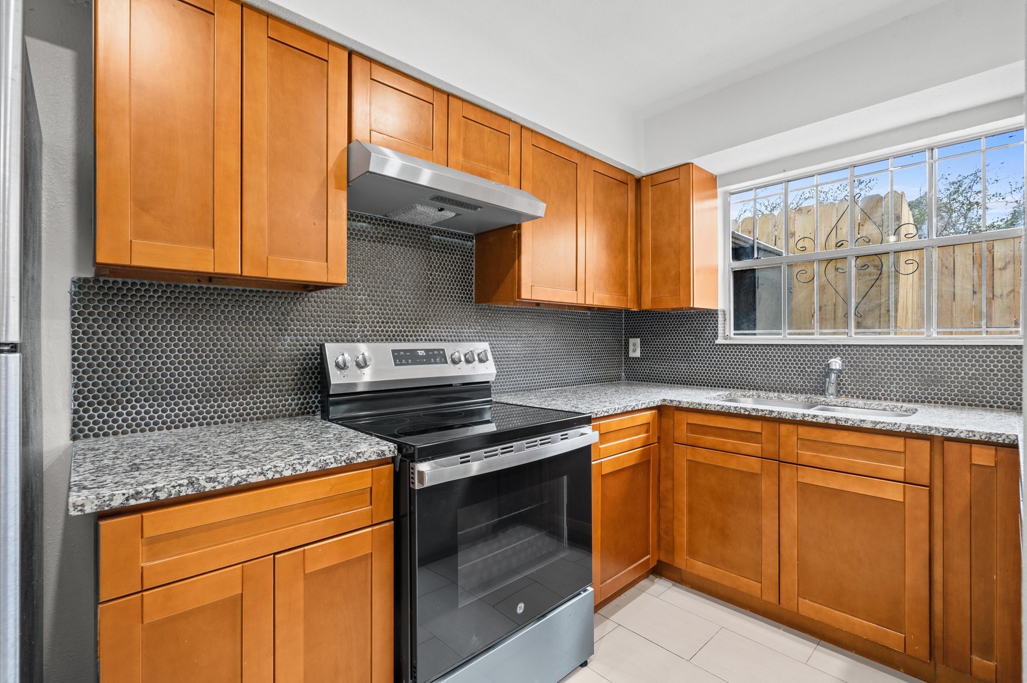 10169 Beekman Place Drive , Houston, TX, 77043 | 52481674 | Realty Texas LLC