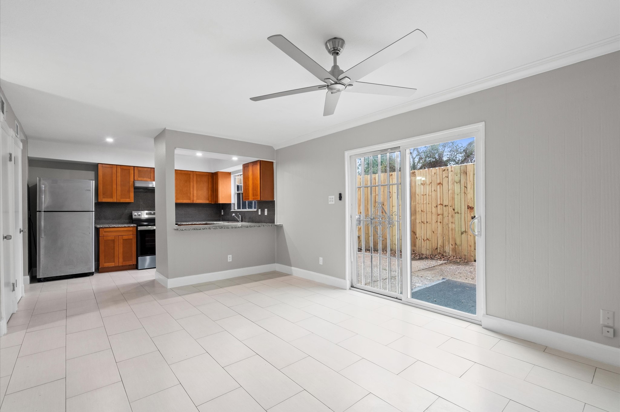 10169 Beekman Place Drive , Houston, TX, 77043 | 52481674 | Realty Texas LLC