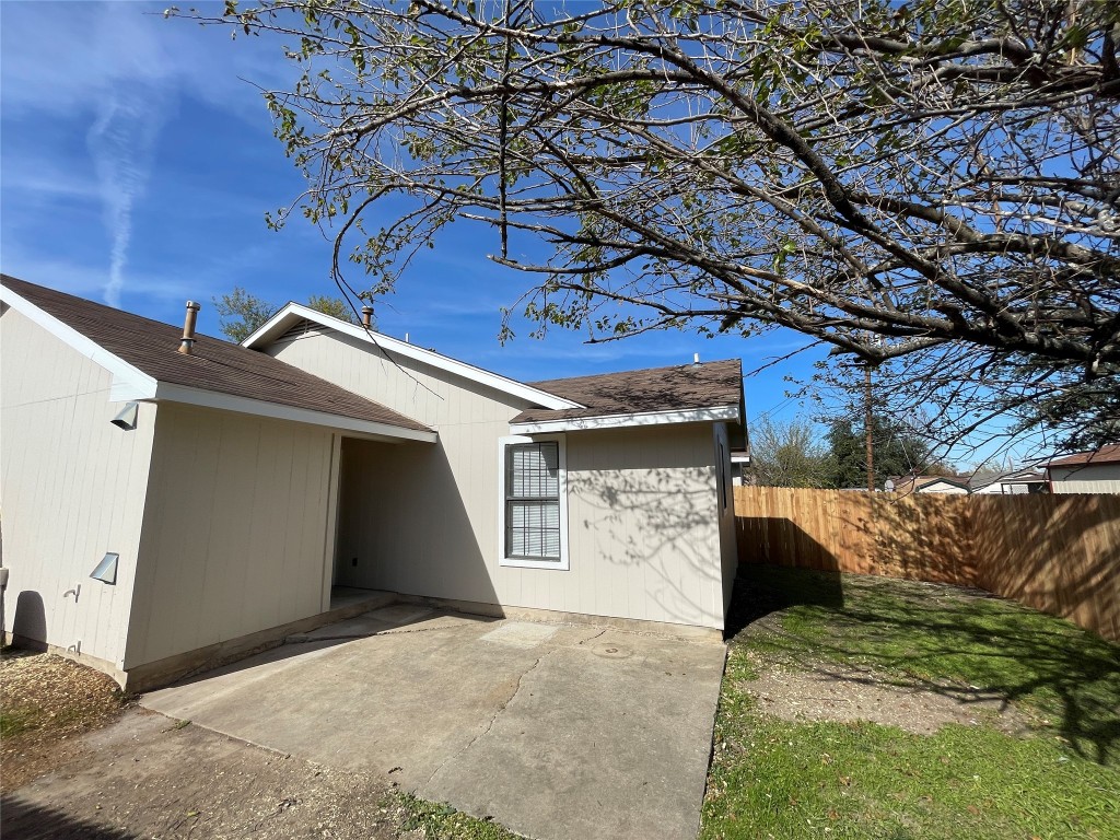 1215 Ridgemont Street , Round Rock, TX, 78664 | 7047141 | Realty Texas LLC