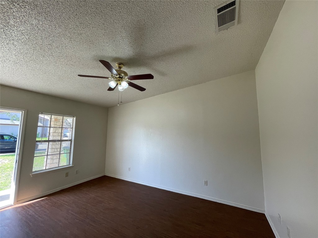 1215 Ridgemont Street , Round Rock, TX, 78664 | 7047141 | Realty Texas LLC