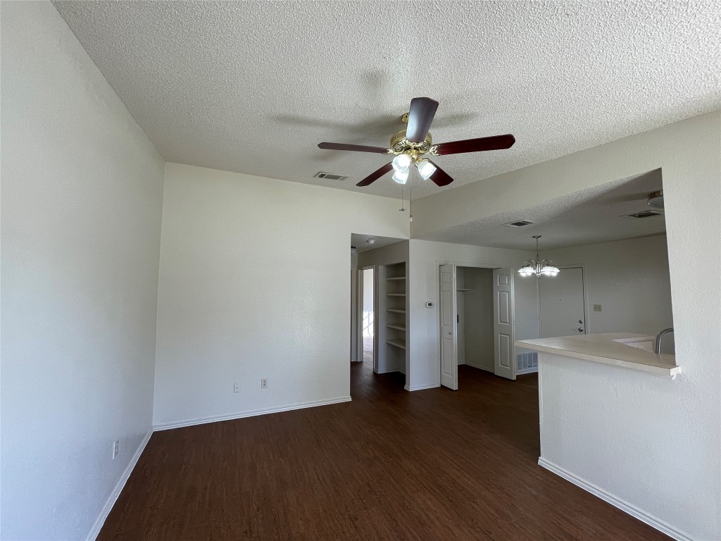 1215 Ridgemont Street , Round Rock, TX, 78664 | 7047141 | Realty Texas LLC