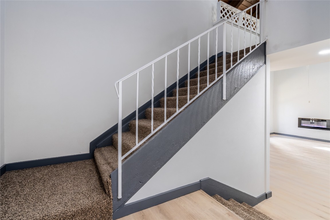 6007 SHADOW VALLEY Cove A , Austin, TX, 78731 | 9371159 | Realty Texas LLC