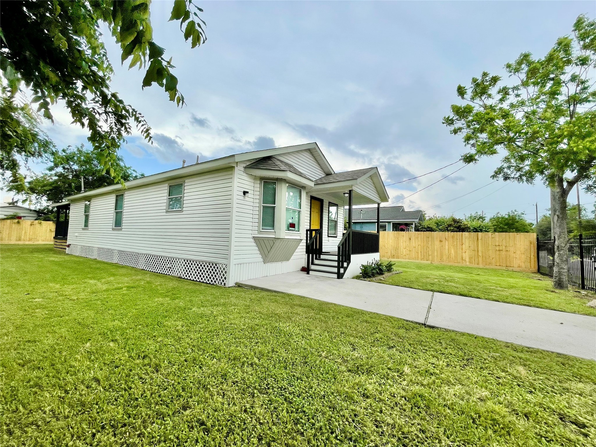 1514 E 32 1/2 Street , Houston, TX, 77022 | 23665298 | Realty Texas LLC