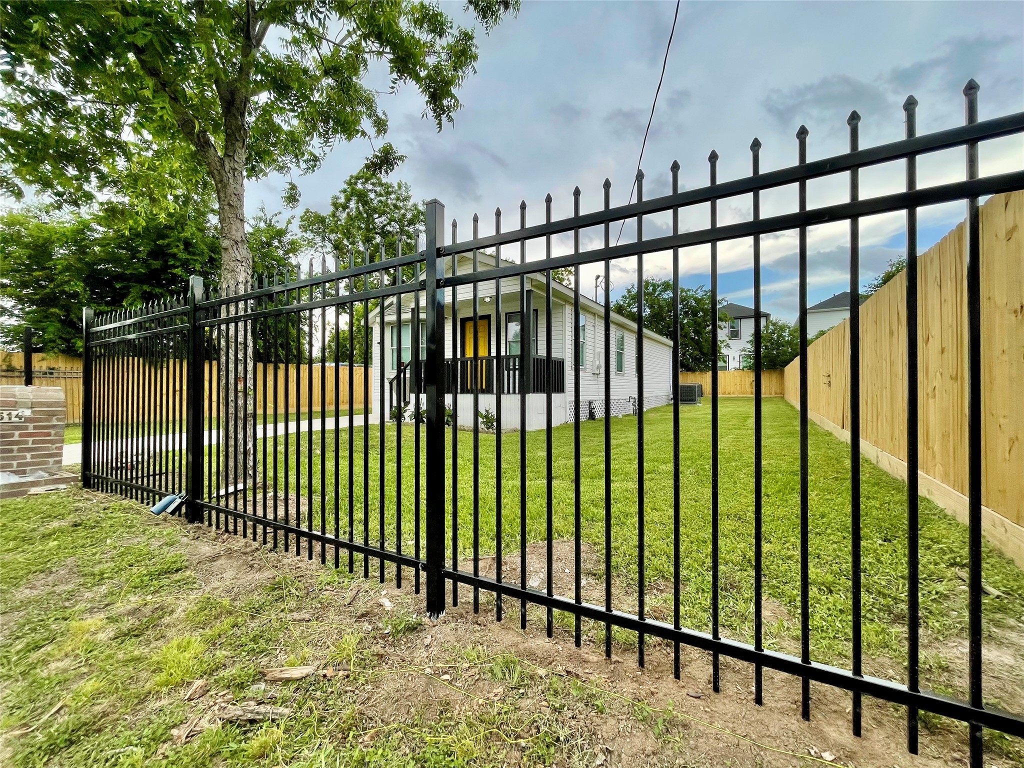 1514 E 32 1/2 Street , Houston, TX, 77022 | 23665298 | Realty Texas LLC