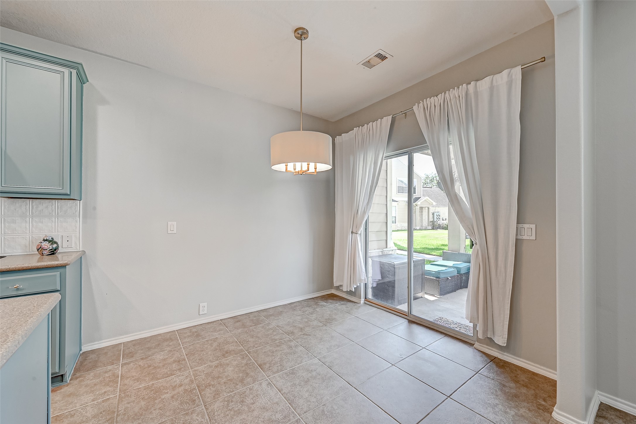 13600 Breton Ridge Street 32C , Houston, TX, 77070 | 87515755 | Realty Texas LLC