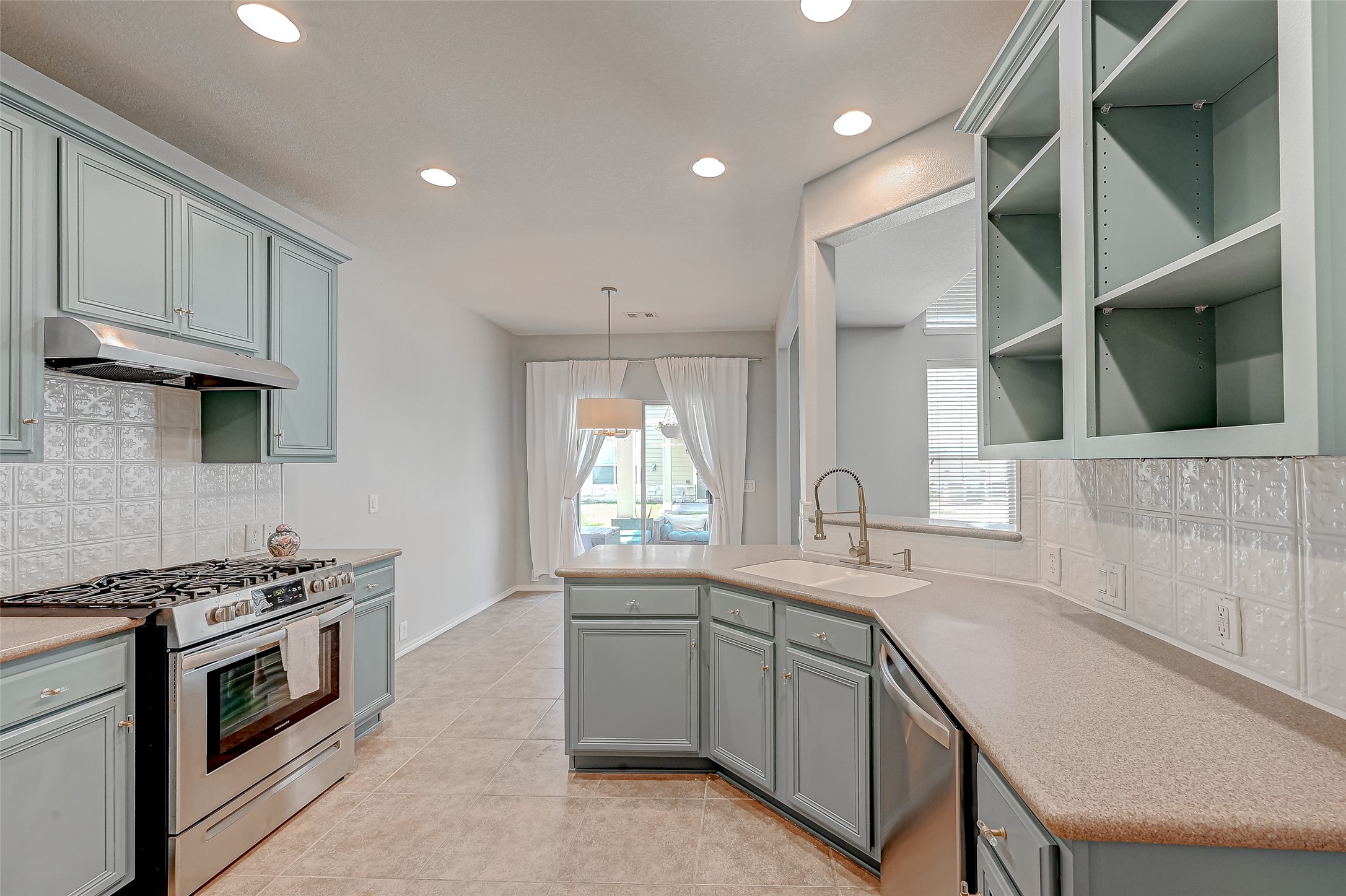 13600 Breton Ridge Street 32C , Houston, TX, 77070 | 87515755 | Realty Texas LLC