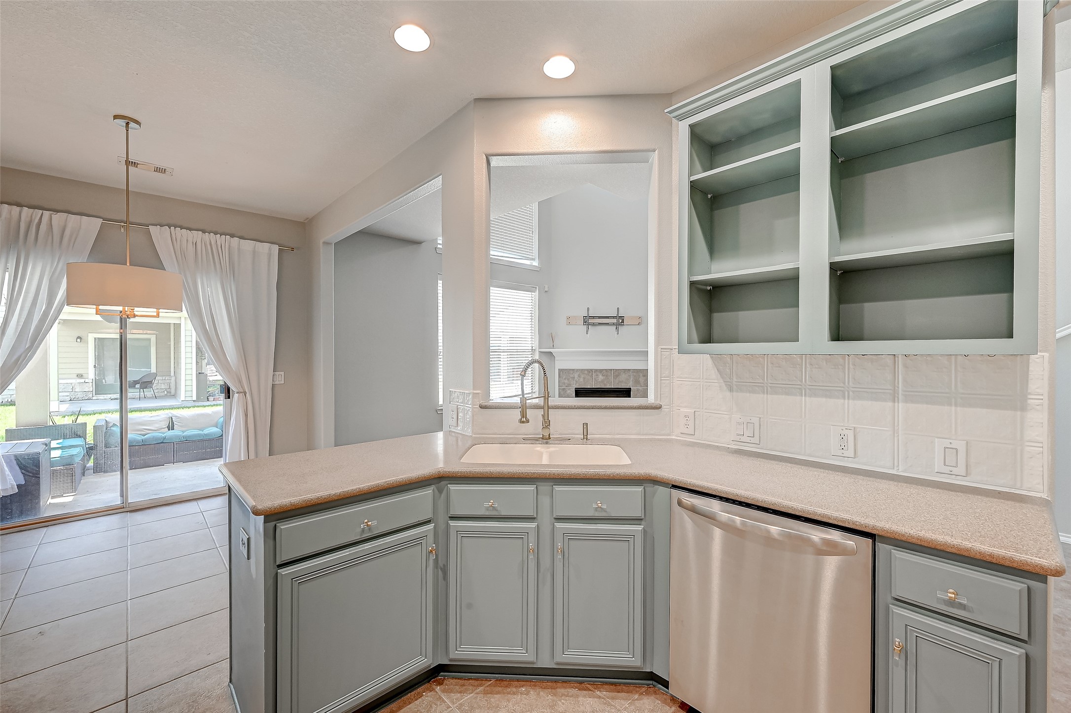13600 Breton Ridge Street 32C , Houston, TX, 77070 | 87515755 | Realty Texas LLC