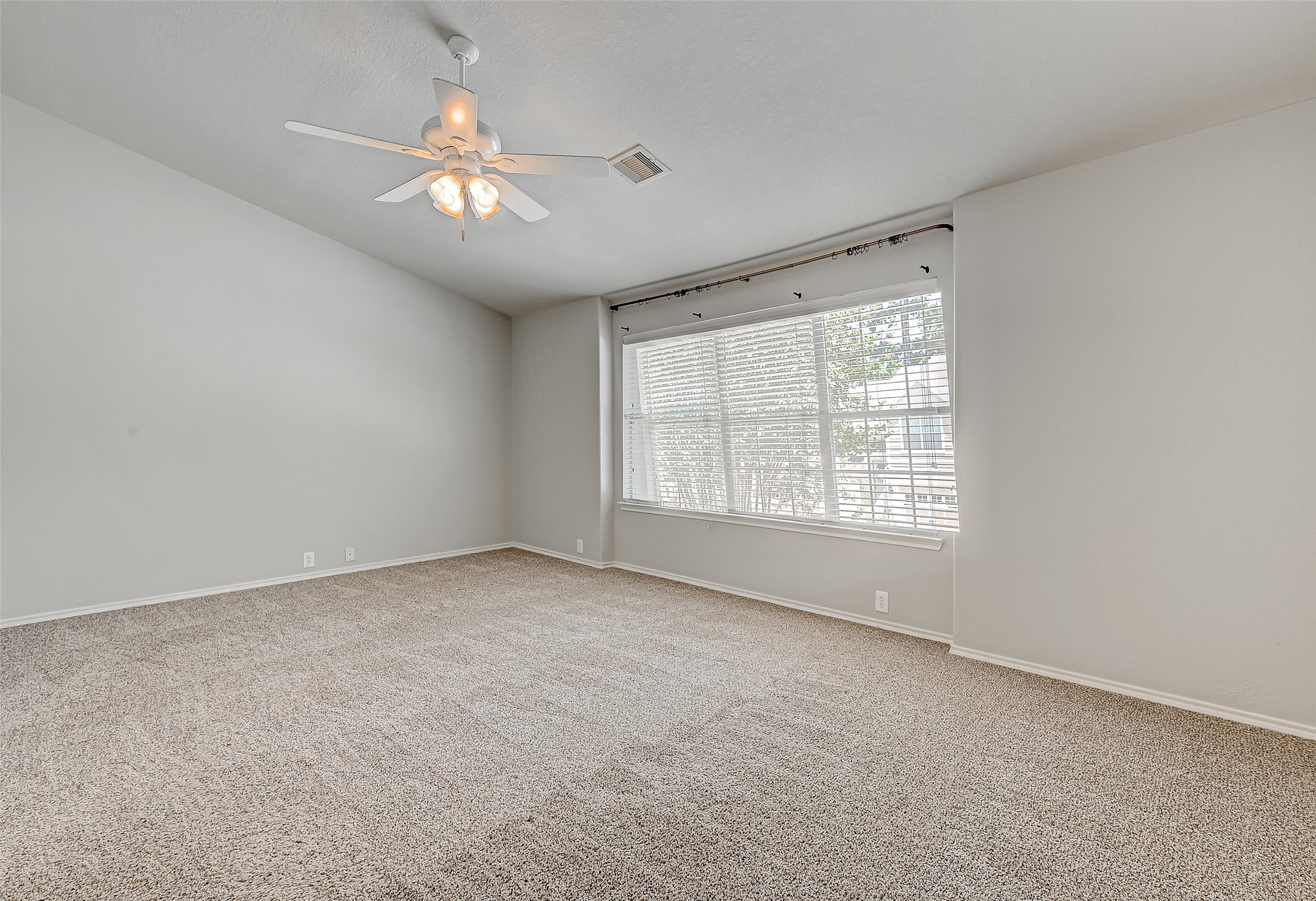 13600 Breton Ridge Street 32C , Houston, TX, 77070 | 87515755 | Realty Texas LLC