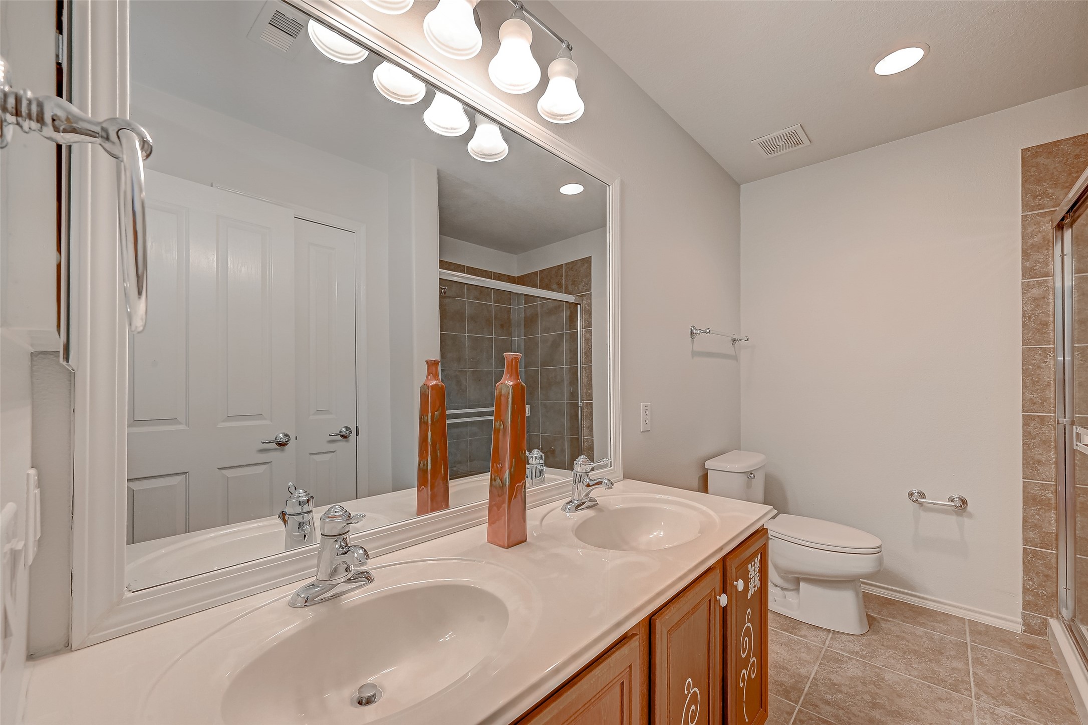 13600 Breton Ridge Street 32C , Houston, TX, 77070 | 87515755 | Realty Texas LLC