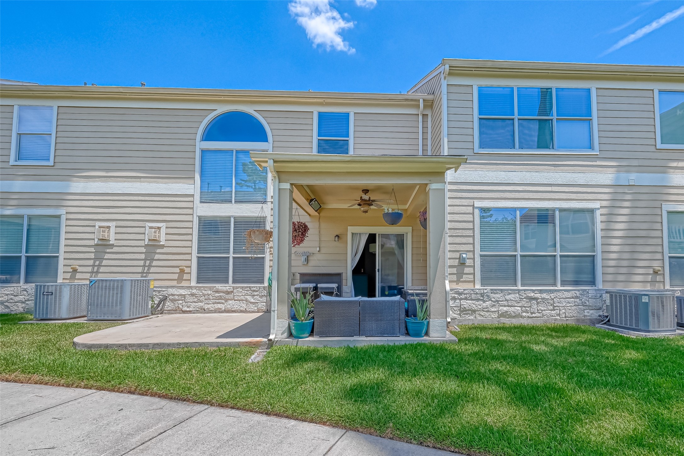 13600 Breton Ridge Street 32C , Houston, TX, 77070 | 87515755 | Realty Texas LLC