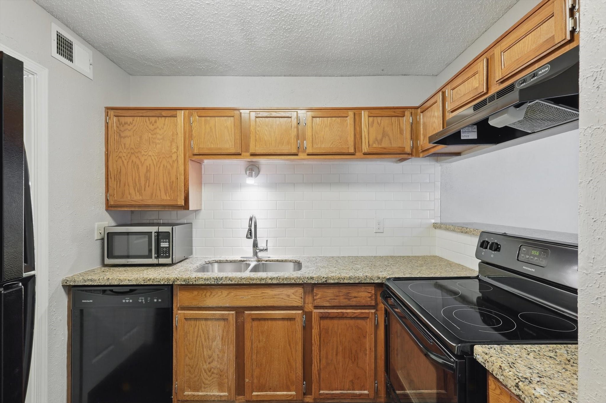 18333 Roehampton Drive 332 , Dallas, TX, 75252 | 20896396 | Realty Texas LLC