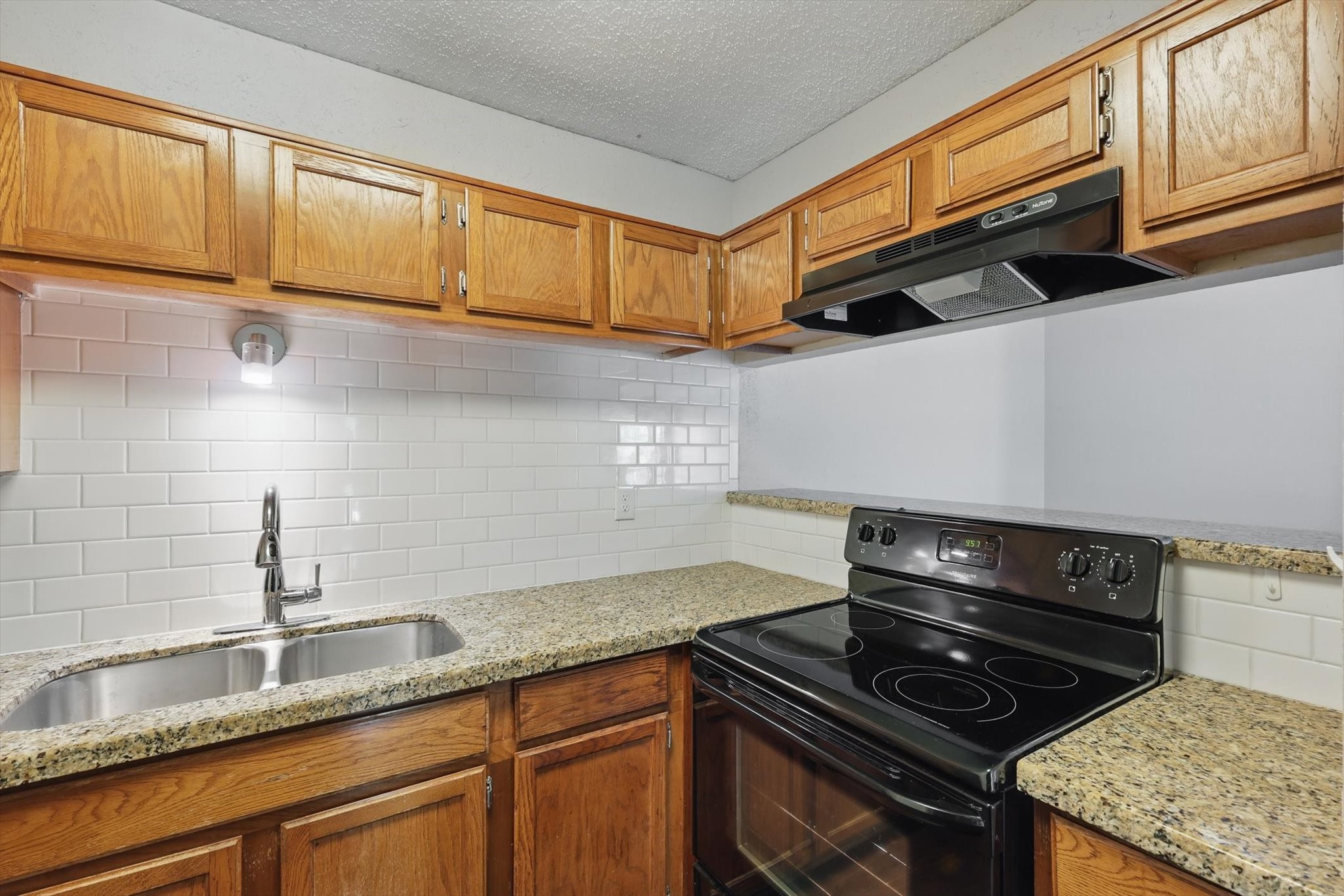 18333 Roehampton Drive 332 , Dallas, TX, 75252 | 20896396 | Realty Texas LLC