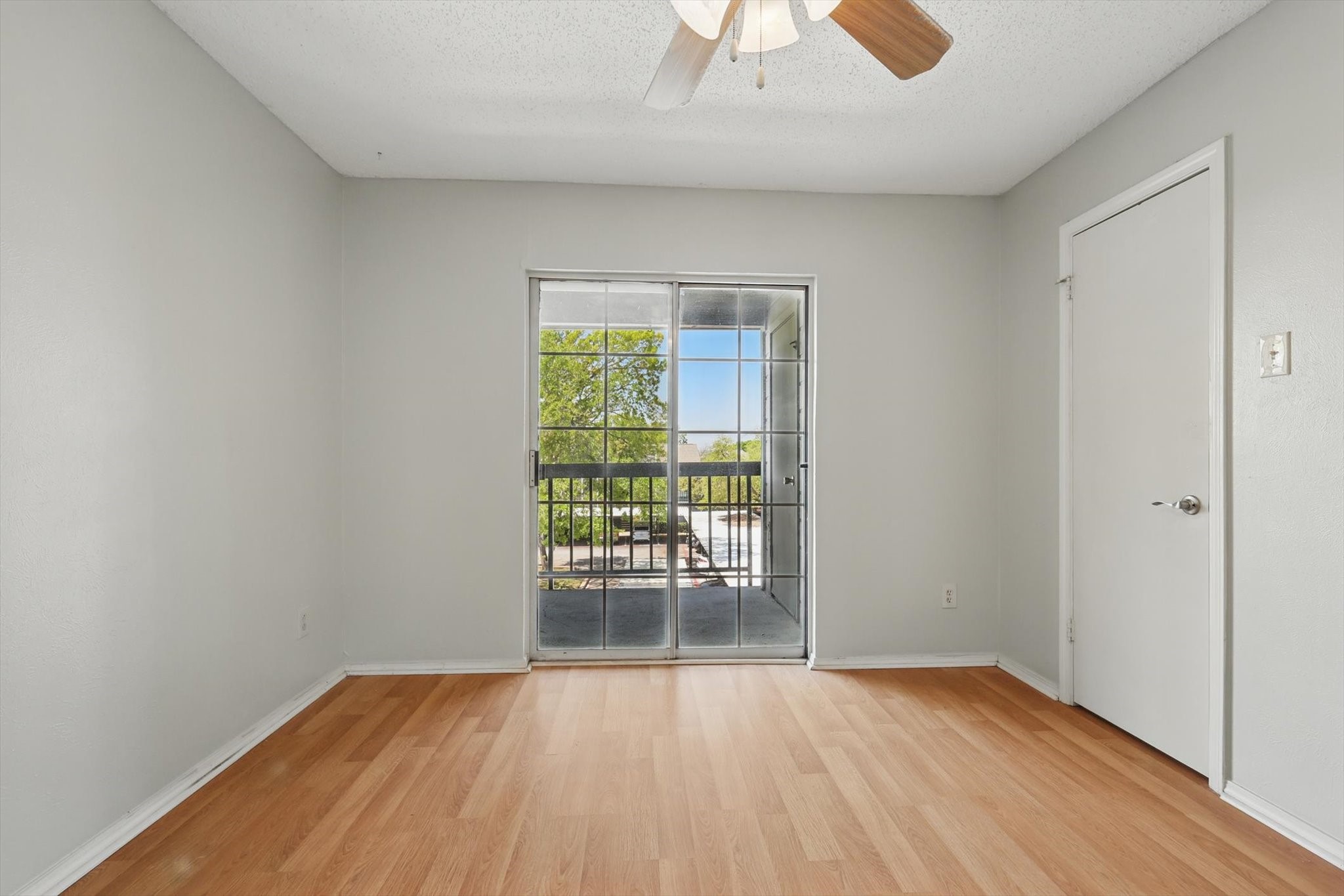 18333 Roehampton Drive 332 , Dallas, TX, 75252 | 20896396 | Realty Texas LLC