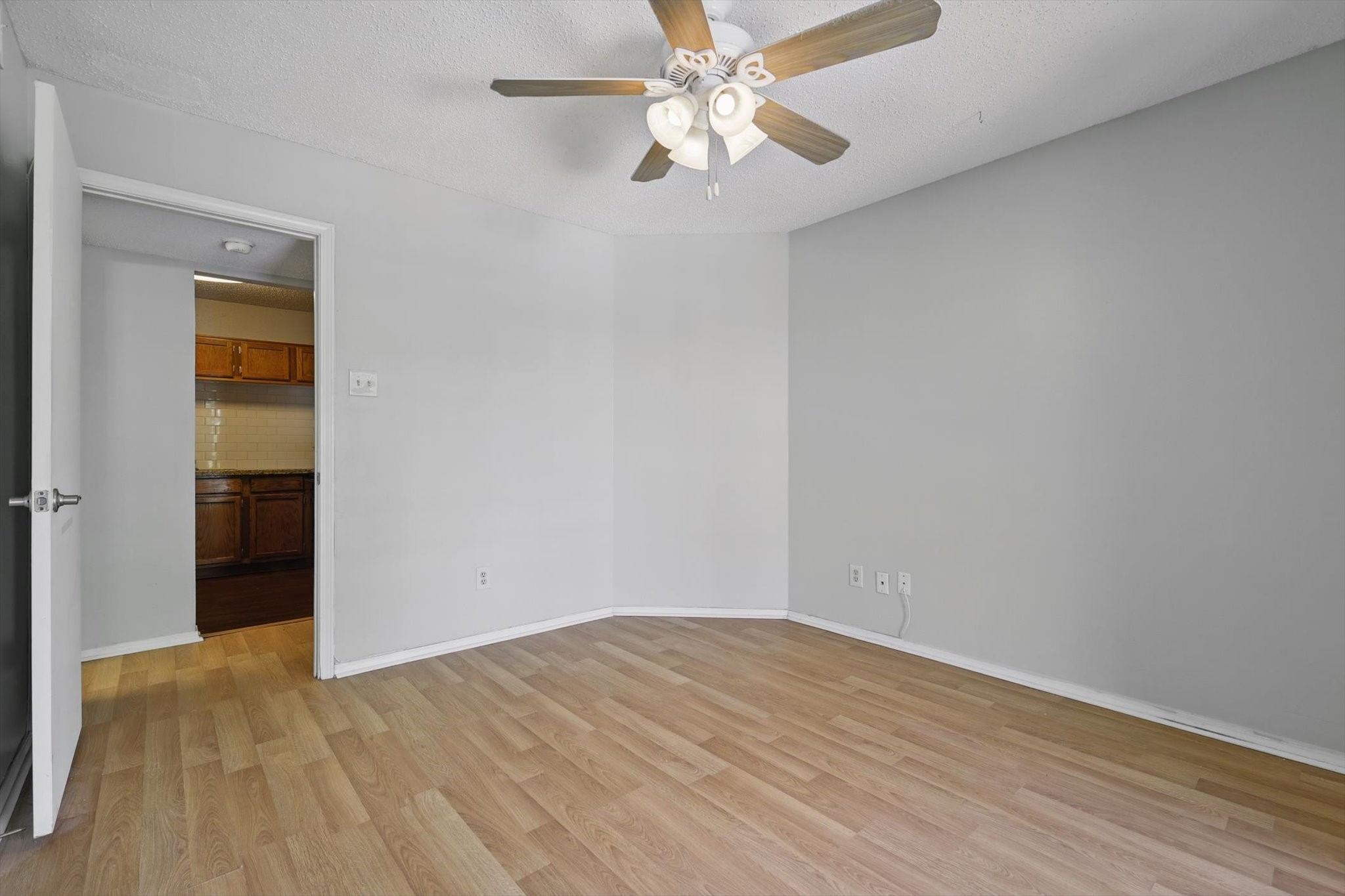 18333 Roehampton Drive 332 , Dallas, TX, 75252 | 20896396 | Realty Texas LLC