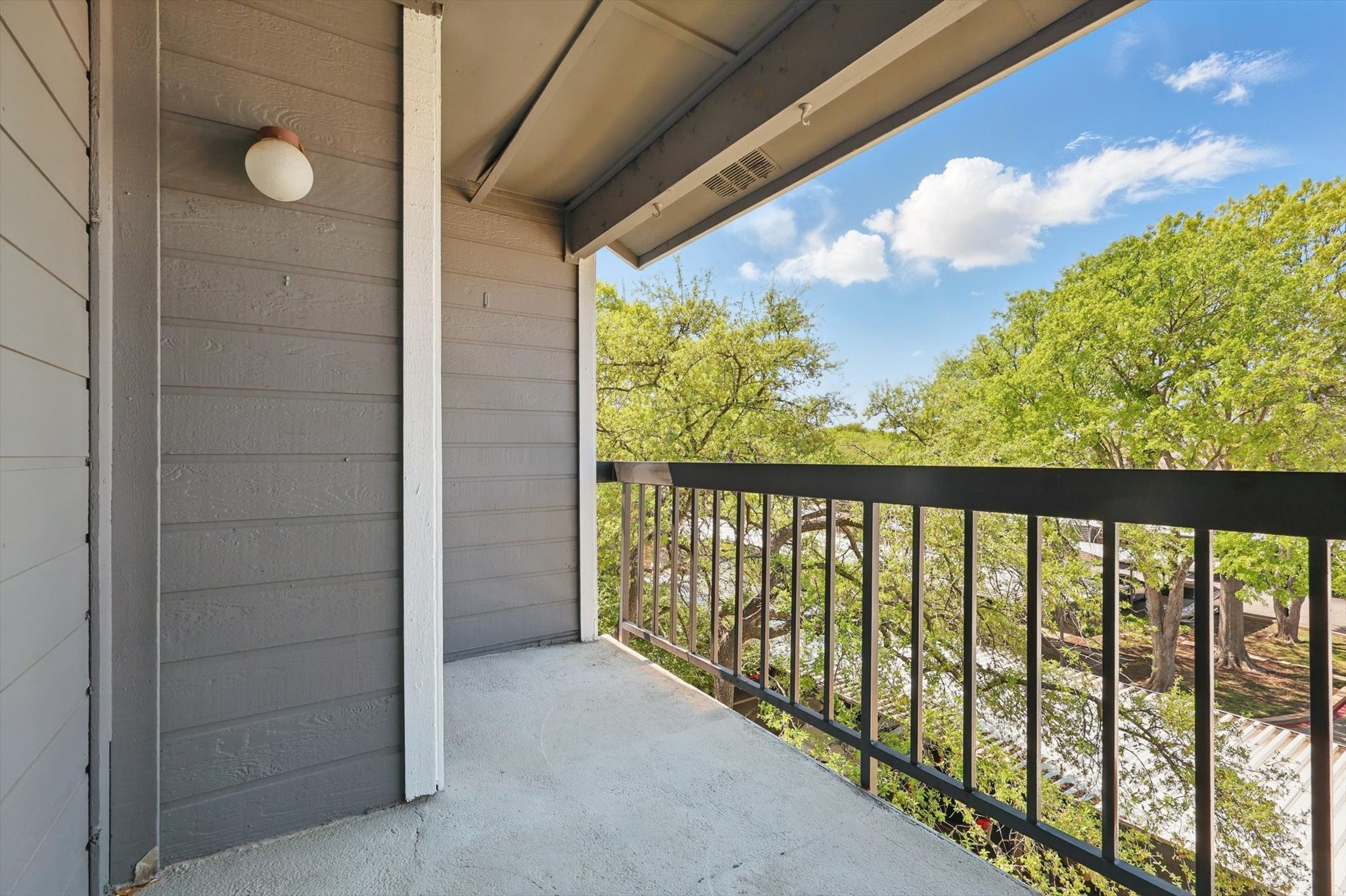 18333 Roehampton Drive 332 , Dallas, TX, 75252 | 20896396 | Realty Texas LLC