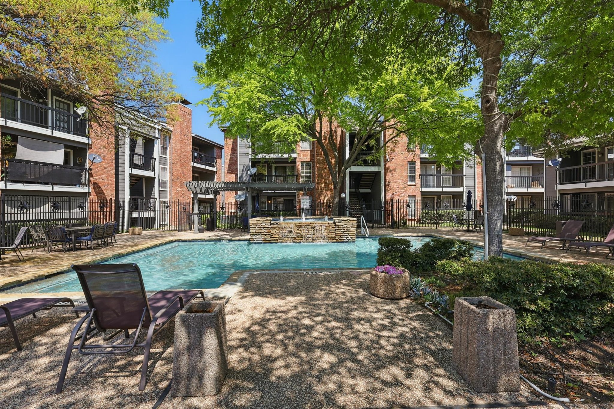 18333 Roehampton Drive 332 , Dallas, TX, 75252 | 20896396 | Realty Texas LLC