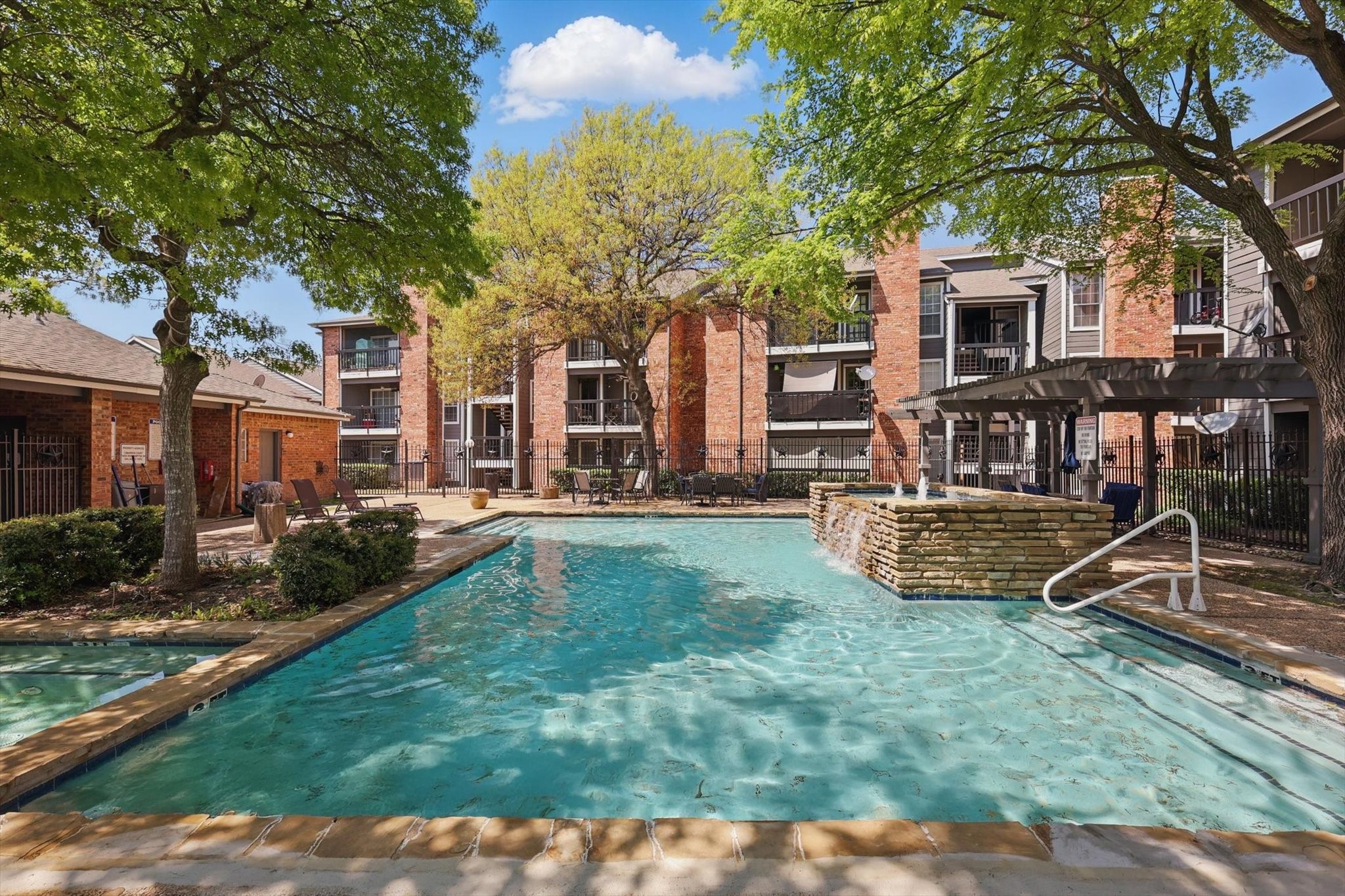 18333 Roehampton Drive 332 , Dallas, TX, 75252 | 20896396 | Realty Texas LLC