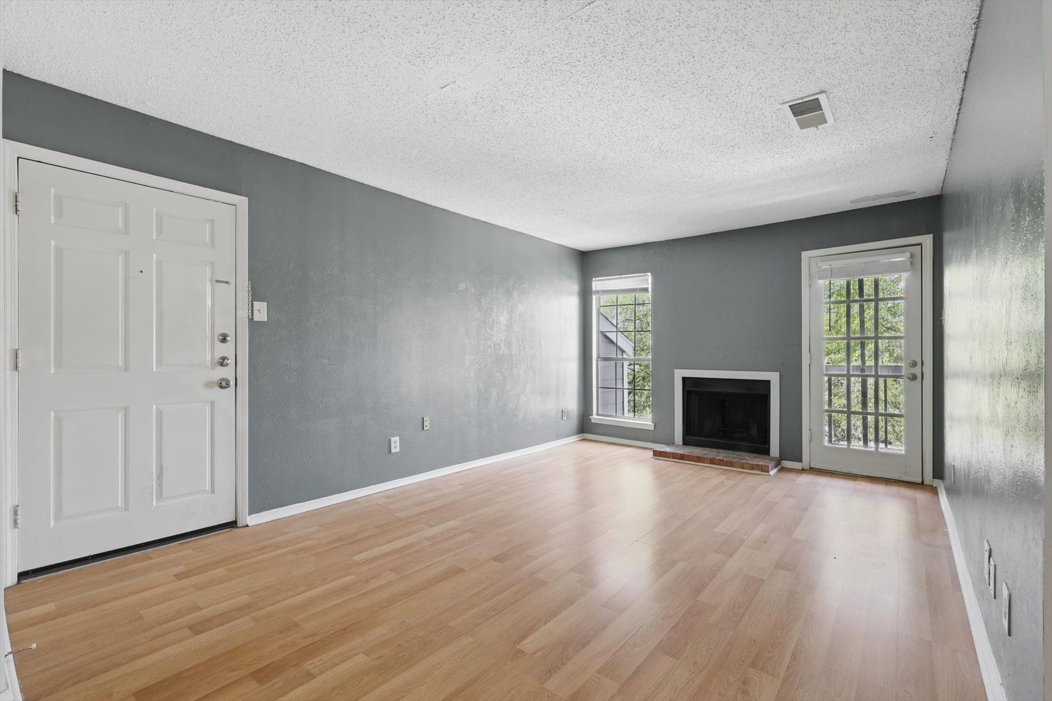 18333 Roehampton Drive 332 , Dallas, TX, 75252 | 20896396 | Realty Texas LLC